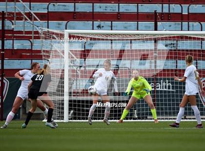 Thumbnail 2 in Colorado Academy vs. Jefferson Academy (CHSAA 3A Championship) photogallery.