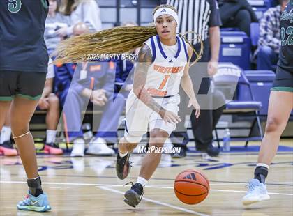 Thumbnail 3 in Staley vs Whitney Young (Sophie Cunningham Classic) photogallery.