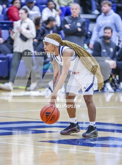 Thumbnail 3 in Staley vs Whitney Young (Sophie Cunningham Classic) photogallery.