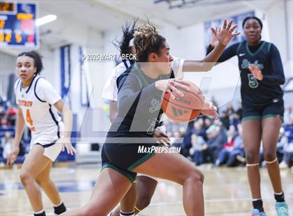 Thumbnail 3 in Staley vs Whitney Young (Sophie Cunningham Classic) photogallery.