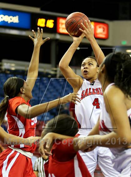 Thumbnail 1 in Salesian vs. Serra (CIF State D4 Final) photogallery.