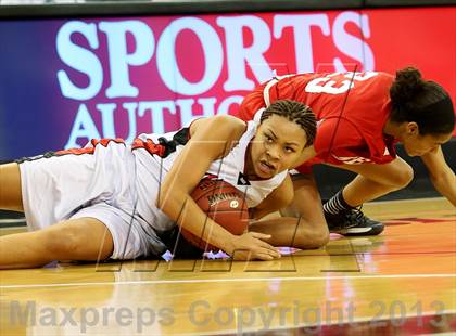 Thumbnail 2 in Salesian vs. Serra (CIF State D4 Final) photogallery.