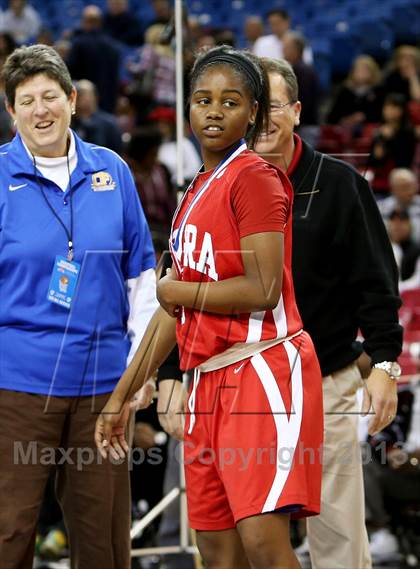 Thumbnail 3 in Salesian vs. Serra (CIF State D4 Final) photogallery.