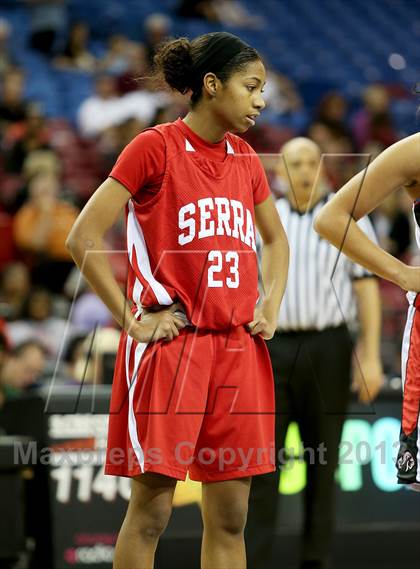 Thumbnail 2 in Salesian vs. Serra (CIF State D4 Final) photogallery.