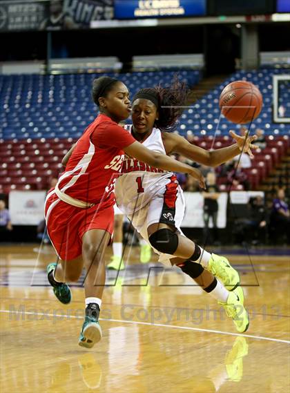 Thumbnail 3 in Salesian vs. Serra (CIF State D4 Final) photogallery.