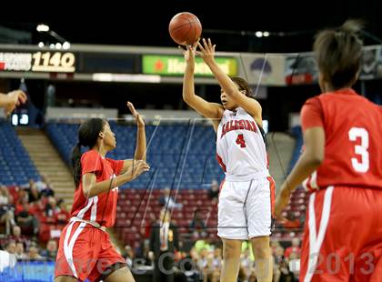Thumbnail 1 in Salesian vs. Serra (CIF State D4 Final) photogallery.