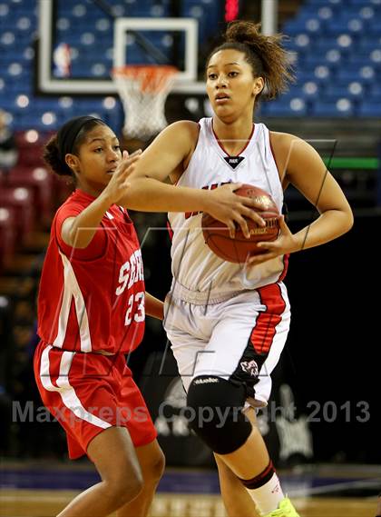 Thumbnail 1 in Salesian vs. Serra (CIF State D4 Final) photogallery.