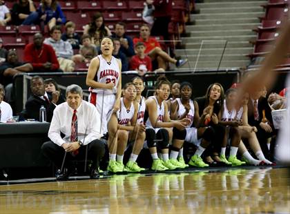 Thumbnail 1 in Salesian vs. Serra (CIF State D4 Final) photogallery.