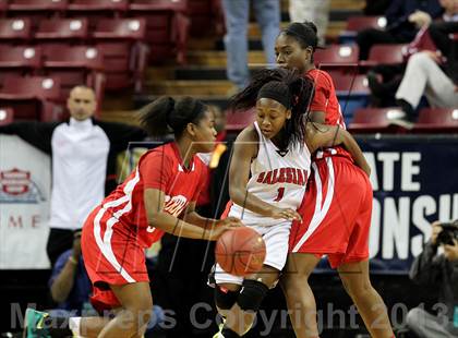 Thumbnail 1 in Salesian vs. Serra (CIF State D4 Final) photogallery.