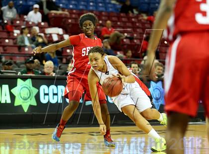 Thumbnail 2 in Salesian vs. Serra (CIF State D4 Final) photogallery.