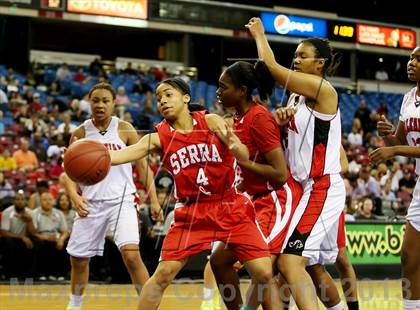 Thumbnail 3 in Salesian vs. Serra (CIF State D4 Final) photogallery.