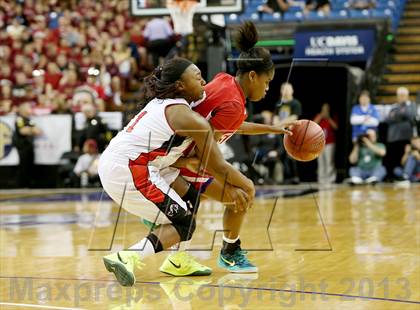 Thumbnail 2 in Salesian vs. Serra (CIF State D4 Final) photogallery.