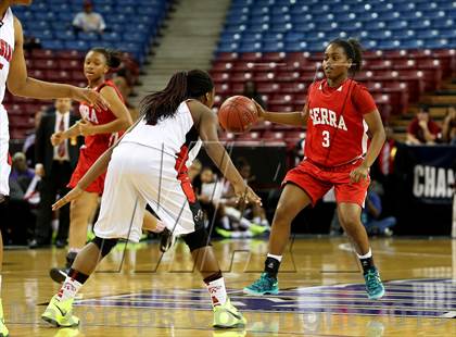 Thumbnail 1 in Salesian vs. Serra (CIF State D4 Final) photogallery.