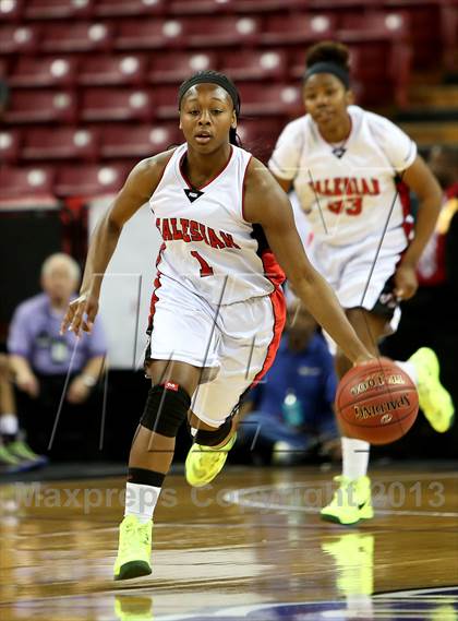 Thumbnail 2 in Salesian vs. Serra (CIF State D4 Final) photogallery.