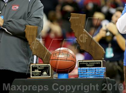 Thumbnail 2 in Salesian vs. Serra (CIF State D4 Final) photogallery.