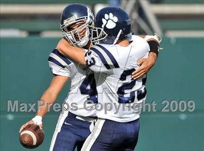 Thumbnail 2 in Marin Catholic vs. Serra (CIF State D3 Final) photogallery.