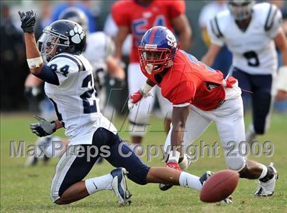 Thumbnail 2 in Marin Catholic vs. Serra (CIF State D3 Final) photogallery.