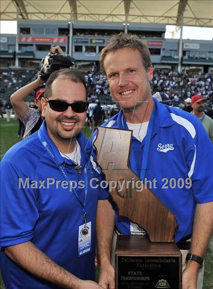 Thumbnail 2 in Marin Catholic vs. Serra (CIF State D3 Final) photogallery.