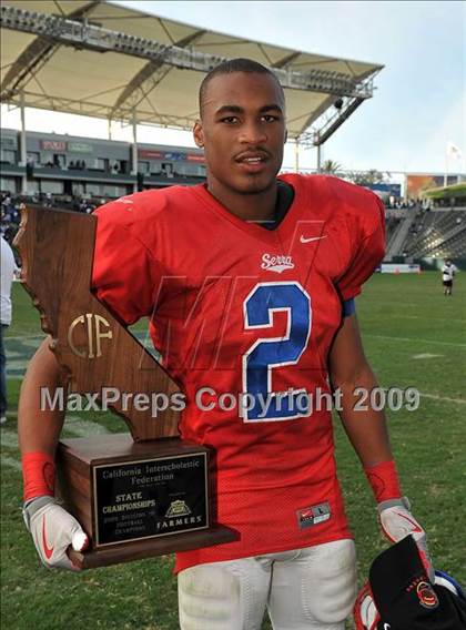 Thumbnail 1 in Marin Catholic vs. Serra (CIF State D3 Final) photogallery.