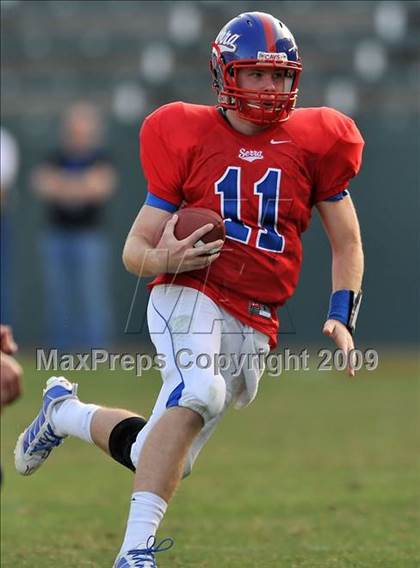 Thumbnail 1 in Marin Catholic vs. Serra (CIF State D3 Final) photogallery.