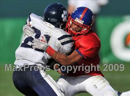 Thumbnail 2 in Marin Catholic vs. Serra (CIF State D3 Final) photogallery.
