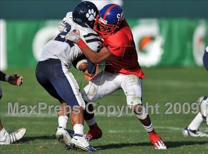 Thumbnail 3 in Marin Catholic vs. Serra (CIF State D3 Final) photogallery.