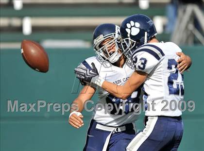 Thumbnail 2 in Marin Catholic vs. Serra (CIF State D3 Final) photogallery.