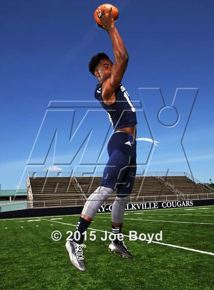 Thumbnail 2 in Clay-Chalkville (2015 Preseason Top 25 Photo Shoot)  photogallery.