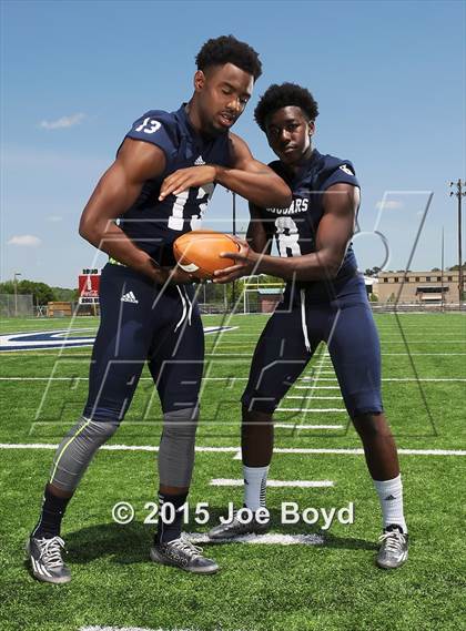 Thumbnail 1 in Clay-Chalkville (2015 Preseason Top 25 Photo Shoot)  photogallery.