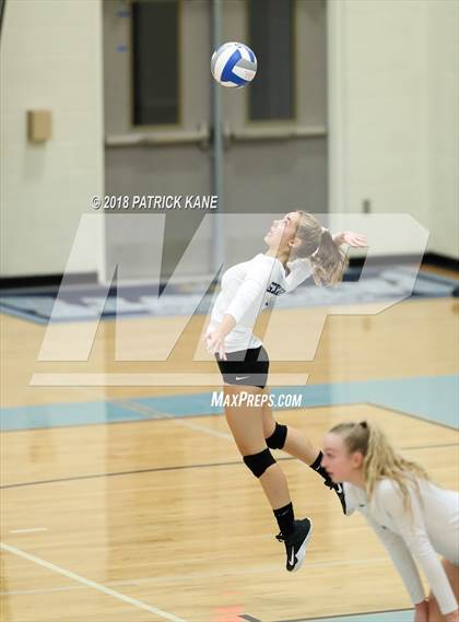 Thumbnail 2 in Washington-Lee @ Yorktown photogallery.