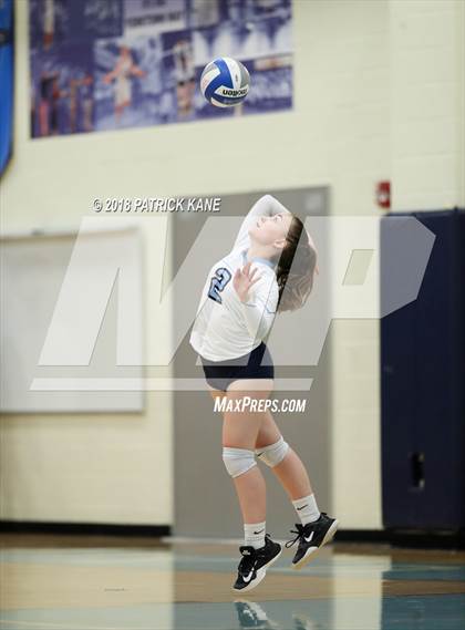 Thumbnail 2 in Washington-Lee @ Yorktown photogallery.