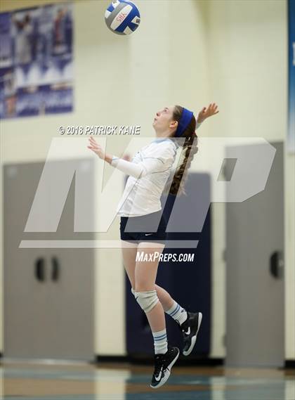 Thumbnail 1 in Washington-Lee @ Yorktown photogallery.