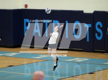 Thumbnail 3 in Washington-Lee @ Yorktown photogallery.
