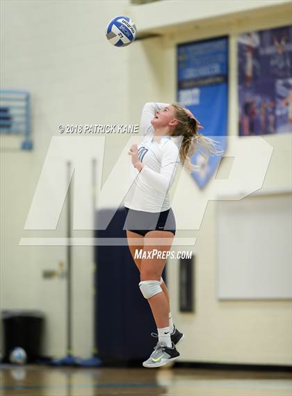 Thumbnail 1 in Washington-Lee @ Yorktown photogallery.