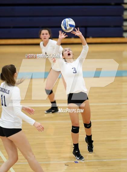 Thumbnail 3 in Washington-Lee @ Yorktown photogallery.