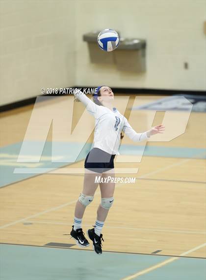 Thumbnail 3 in Washington-Lee @ Yorktown photogallery.