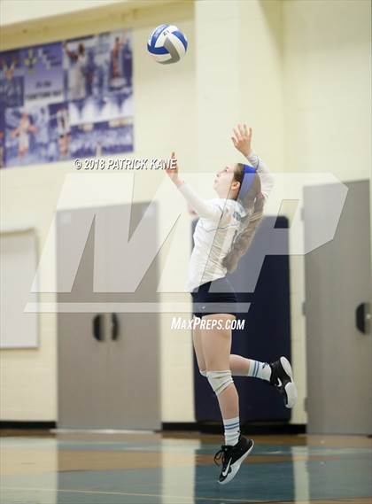 Thumbnail 2 in Washington-Lee @ Yorktown photogallery.