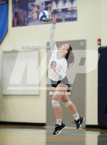 Thumbnail 3 in Washington-Lee @ Yorktown photogallery.