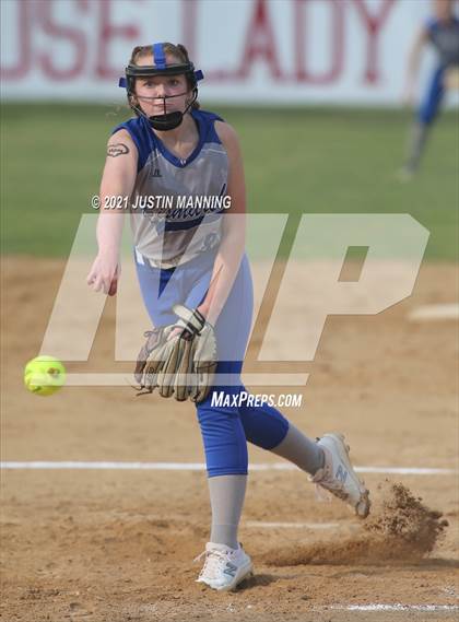 Thumbnail 2 in Bismarck @ Glen Rose (AAA 3A District Playoff) photogallery.