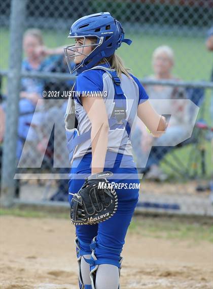 Thumbnail 3 in Bismarck @ Glen Rose (AAA 3A District Playoff) photogallery.