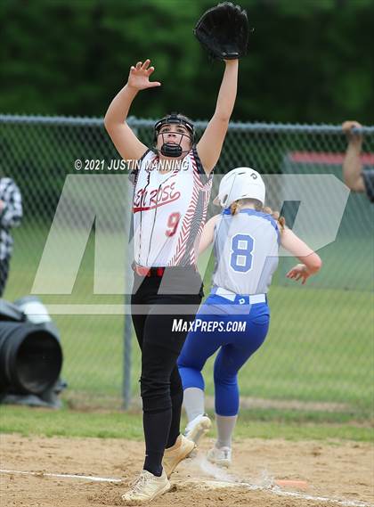 Thumbnail 3 in Bismarck @ Glen Rose (AAA 3A District Playoff) photogallery.