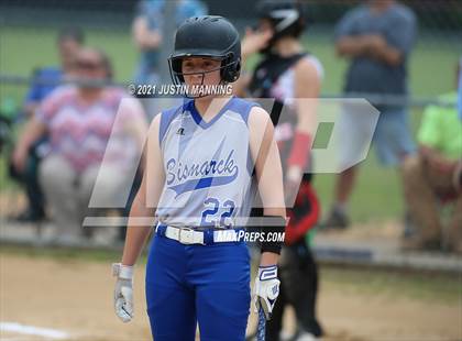 Thumbnail 2 in Bismarck @ Glen Rose (AAA 3A District Playoff) photogallery.