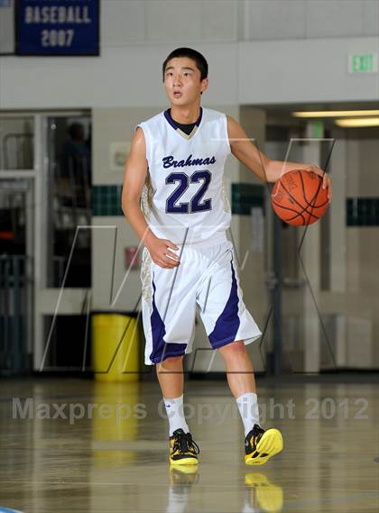 Thumbnail 3 in Crescenta Valley vs. Diamond Bar (MaxPreps Holiday Classic) photogallery.