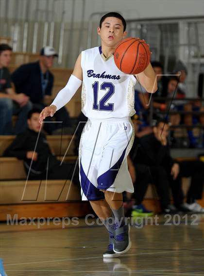 Thumbnail 1 in Crescenta Valley vs. Diamond Bar (MaxPreps Holiday Classic) photogallery.