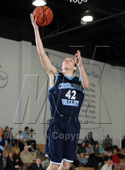 Thumbnail 2 in Crescenta Valley vs. Diamond Bar (MaxPreps Holiday Classic) photogallery.