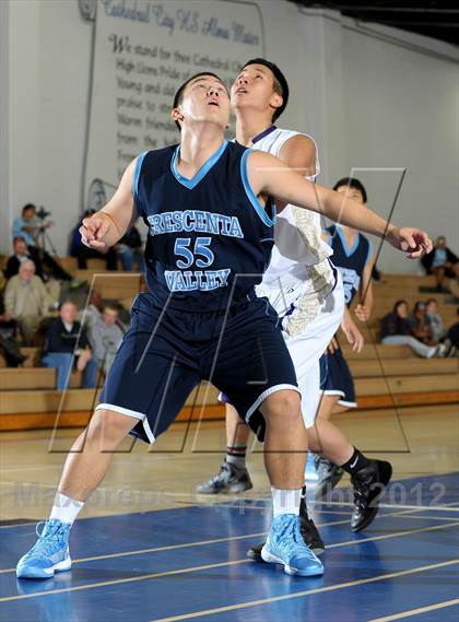 Thumbnail 2 in Crescenta Valley vs. Diamond Bar (MaxPreps Holiday Classic) photogallery.