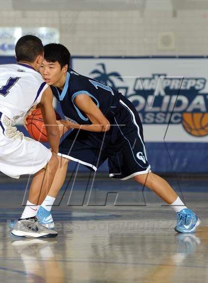 Thumbnail 3 in Crescenta Valley vs. Diamond Bar (MaxPreps Holiday Classic) photogallery.