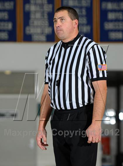 Thumbnail 1 in Crescenta Valley vs. Diamond Bar (MaxPreps Holiday Classic) photogallery.