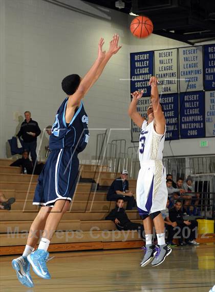 Thumbnail 2 in Crescenta Valley vs. Diamond Bar (MaxPreps Holiday Classic) photogallery.
