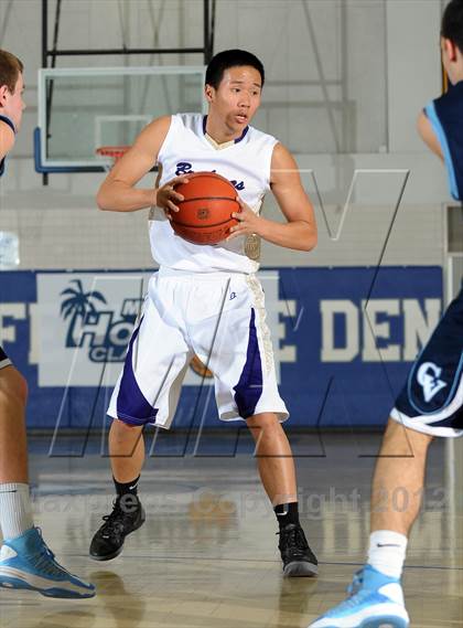 Thumbnail 3 in Crescenta Valley vs. Diamond Bar (MaxPreps Holiday Classic) photogallery.
